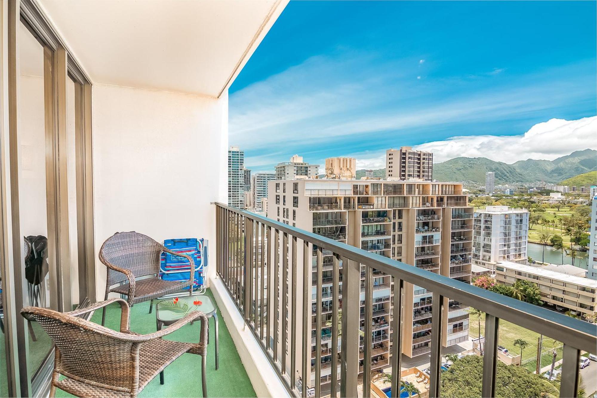 Mountain View Condo W/ King-Size Bed, Free Parking Honolulu Exterior photo