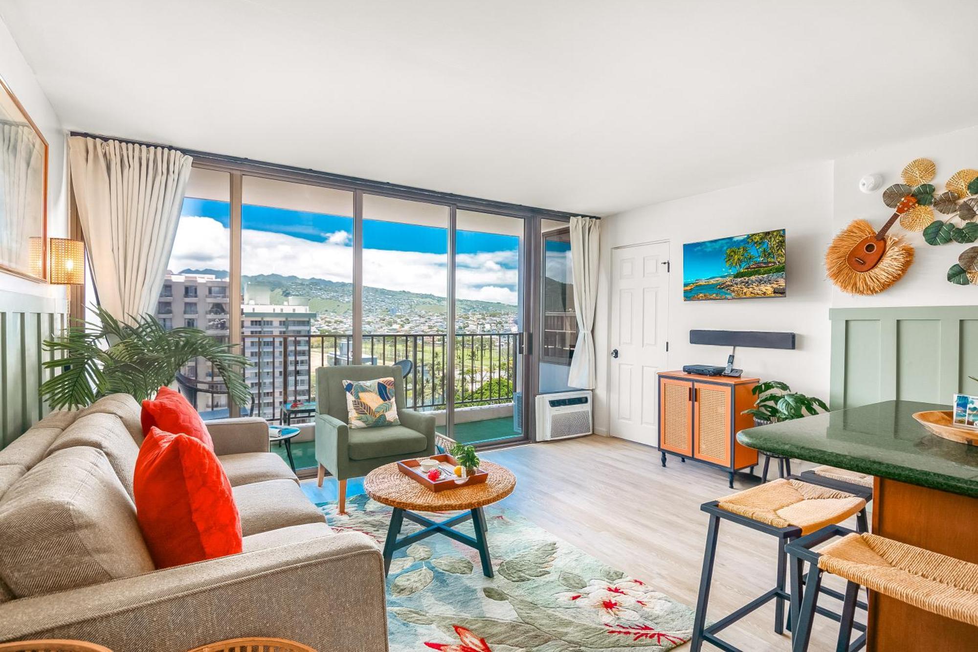 Mountain View Condo W/ King-Size Bed, Free Parking Honolulu Exterior photo